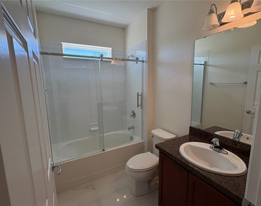 2237 Cypress Lake Place - Photo Thumbnail 7