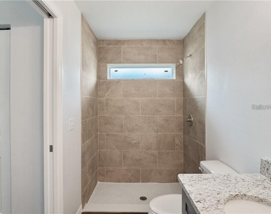 17399 Sw 25th Circle - Photo Thumbnail 17