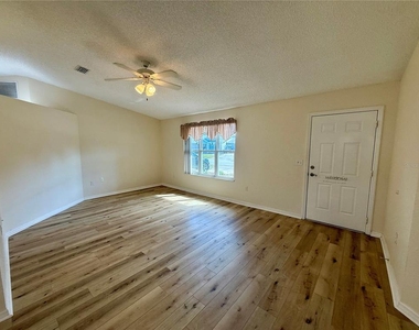 8287 Sw 116th St Street - Photo Thumbnail 4