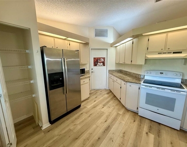 8287 Sw 116th St Street - Photo Thumbnail 10