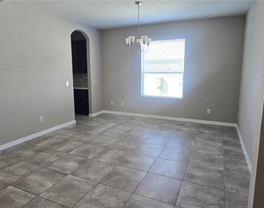 7564 Bishop Square Drive - Photo Thumbnail 19