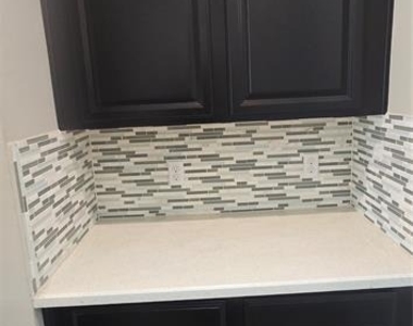 7564 Bishop Square Drive - Photo Thumbnail 28