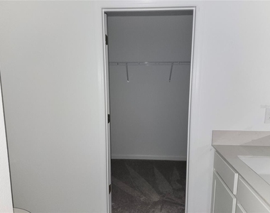 3898 Amers Loop - Photo Thumbnail 21