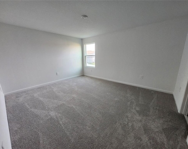 3898 Amers Loop - Photo Thumbnail 17