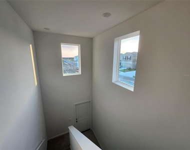 3898 Amers Loop - Photo Thumbnail 30