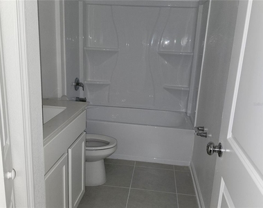 3898 Amers Loop - Photo Thumbnail 25