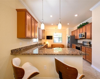 7124 Marsh View Terrace Street - Photo Thumbnail 6