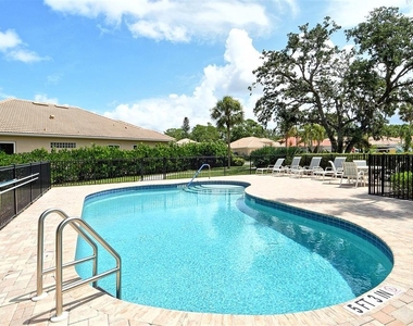 9000 Willow Brook Drive - Photo Thumbnail 17