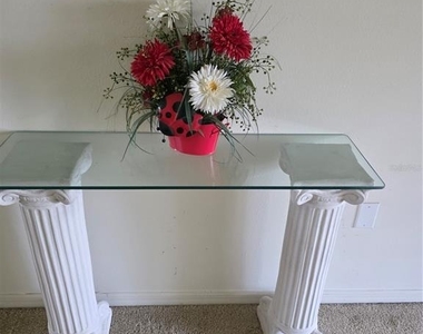4645 Tower Hill Lane - Photo Thumbnail 7