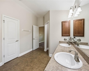 9984 Spring Gulch Lane - Photo Thumbnail 26