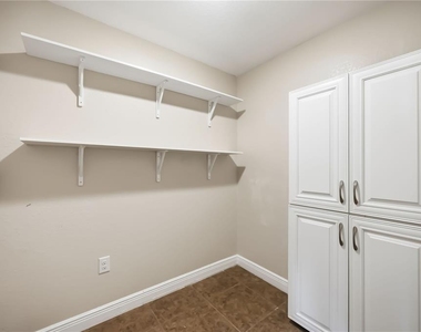 9984 Spring Gulch Lane - Photo Thumbnail 19