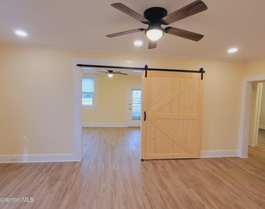 864 S Main Street - Photo Thumbnail 5