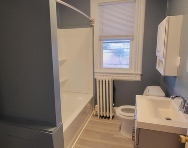 864 S Main Street - Photo Thumbnail 14