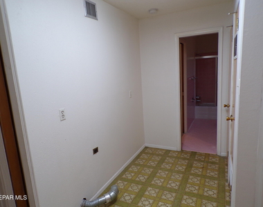 4820 Louisiana Street - Photo Thumbnail 9