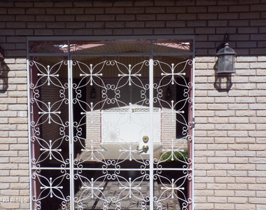 4820 Louisiana Street - Photo Thumbnail 1