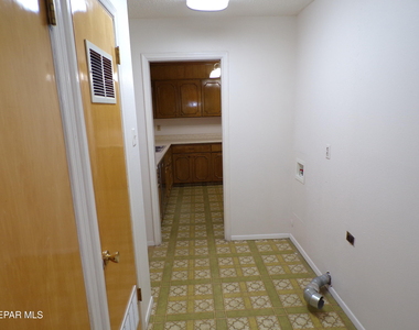 4820 Louisiana Street - Photo Thumbnail 10