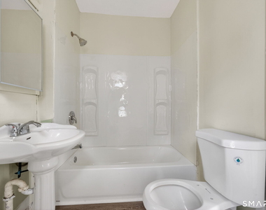 27 Beacon Street - Photo Thumbnail 16