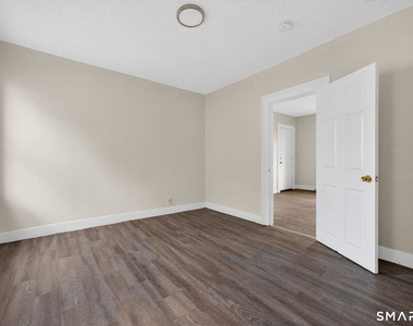 27 Beacon Street - Photo Thumbnail 10