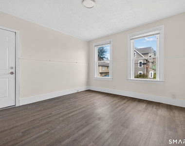 27 Beacon Street - Photo Thumbnail 3