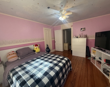 63 Ridge Street - Photo Thumbnail 13