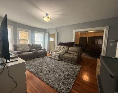 63 Ridge Street - Photo Thumbnail 8