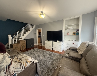 63 Ridge Street - Photo Thumbnail 6