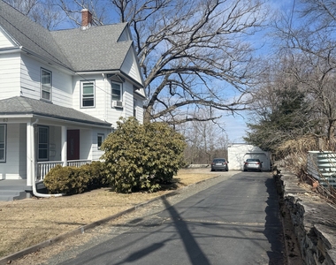 63 Ridge Street - Photo Thumbnail 1