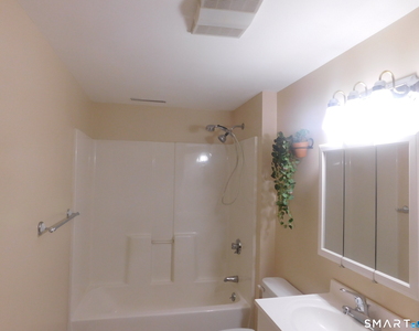 6 Daybreak Lane - Photo Thumbnail 4