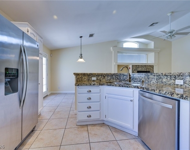 968 E Robindale Road - Photo Thumbnail 37