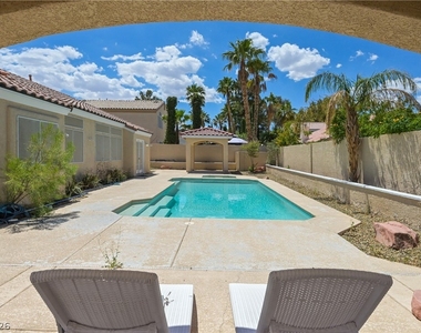 968 E Robindale Road - Photo Thumbnail 1