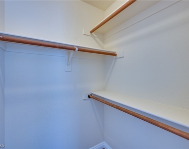 968 E Robindale Road - Photo Thumbnail 53