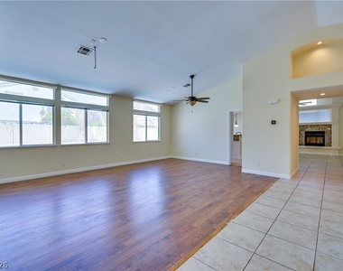 968 E Robindale Road - Photo Thumbnail 11