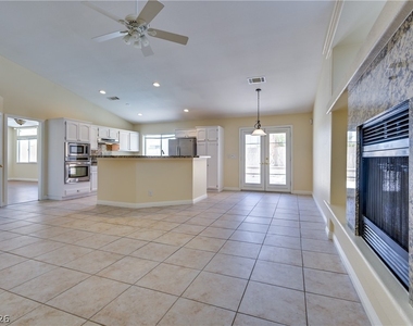 968 E Robindale Road - Photo Thumbnail 23