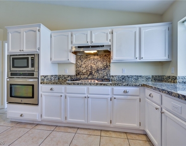 968 E Robindale Road - Photo Thumbnail 33