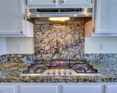 968 E Robindale Road - Photo Thumbnail 32
