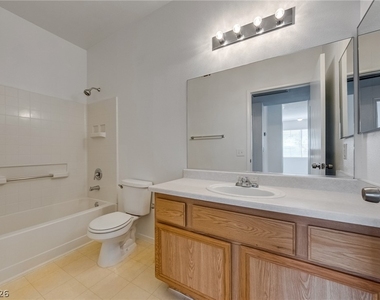 9050 W Warm Springs Road - Photo Thumbnail 18