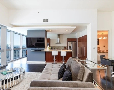 4471 Dean Martin Drive - Photo Thumbnail 1