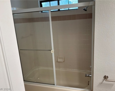 2635 S Durango Drive - Photo Thumbnail 16