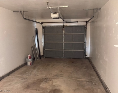 2635 S Durango Drive - Photo Thumbnail 24