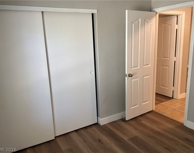 2635 S Durango Drive - Photo Thumbnail 12
