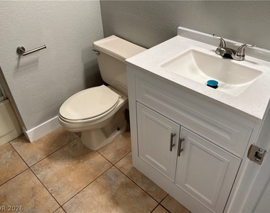 2635 S Durango Drive - Photo Thumbnail 15