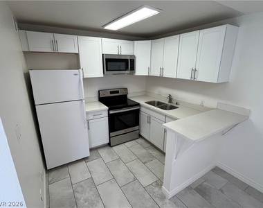 212 Orland Street - Photo Thumbnail 10