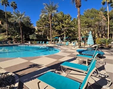 220 E Flamingo Road - Photo Thumbnail 14