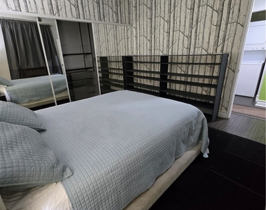 220 E Flamingo Road - Photo Thumbnail 19