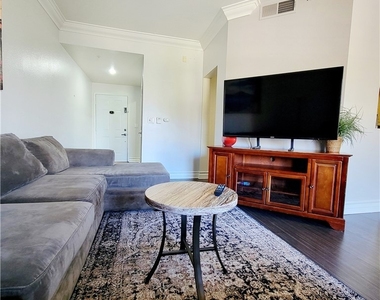 220 E Flamingo Road - Photo Thumbnail 1