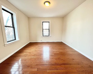 102-45 Corona Avenue - Photo Thumbnail 2