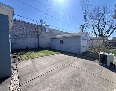 480 W Hazeltine Avenue - Photo Thumbnail 18