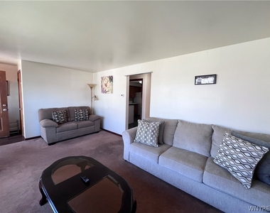480 W Hazeltine Avenue - Photo Thumbnail 6