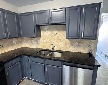 2441 Northmill Lane - Photo Thumbnail 10
