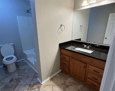 2441 Northmill Lane - Photo Thumbnail 17